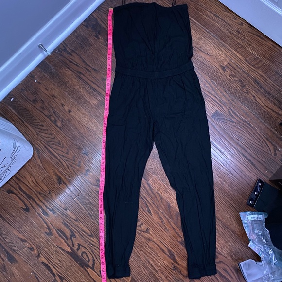 Aritzia jumpsuit - Picture 5 of 5